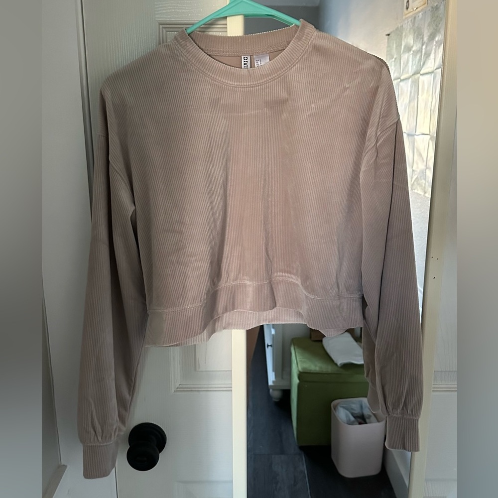Tan H&M long sleeve top